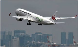 ఉద్యోగాల పేరుతో మోసం..  మాయలేడీతోసహా నలుగురు అరెస్ట్