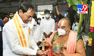 బిగ్ బాస్ 4 ఫేమ్ దివి వాద్త్యా