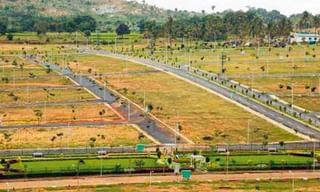 వెండి సింహాల మాయంపై పోలీసులకు ఈవో ఫిర్యాదు