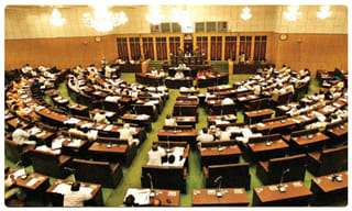 ఏపీలో భారీ వర్షాలు.. ఈ జిల్లాలకు అలెర్ట్..