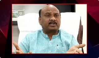 ముందస్తు జాగ్రత్తలపై సీఎం కేసీఆర్ స‌మీక్ష