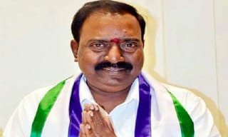 రైతులను ఇబ్బంది పెట్టొద్దు..: సీఎం జగన్