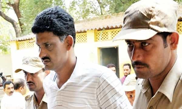 మళ్లీ పోలీసులకు చిక్కిన మాజీ ఏఎస్ఐ మోహన్రెడ్డి