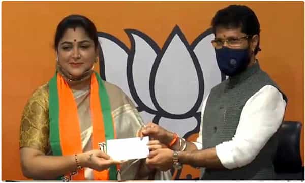 కాంగ్రెస్లో బుర్రతక్కువవాళ్లే ఎక్కువ ః ఖుష్బూ