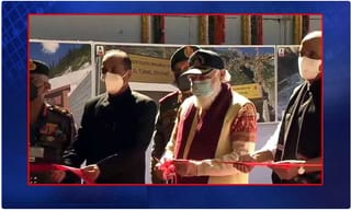 వరల్డ్ రికార్డ్.. 3 నెలల్లో 350 కోర్సులు పూర్తి..