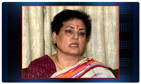 తెరపైకి లవ్ జిహాద్.. ఎన్సీడబ్ల్యూ చీఫ్ రేఖాశర్మపై నెటిజన్ల ఫైర్