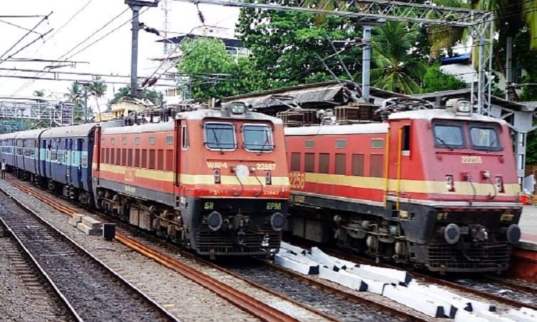 Indian Railway: ఆ ప్రాంతాల్లో పెరిగిన రైల్వే ప్లాట్‌ఫాం టికెట్ ధరలు.. ఏకంగా రూ.50కి పెంపు.. ఎందుకంటే..?