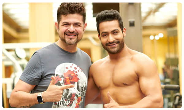 తారక్ సిక్స్ ప్యాక్ ఫోటో.. నెట్టింట వైరల్
