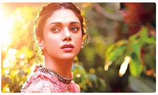 తెరపైకి సౌందర్య బయోపిక్‌.. సాయి పల్లవి ఫిక్స్‌..!