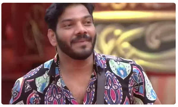 అవును మా నాన్న డిఫెన్స్లో పనిచేశారు.. కానీ: రూమర్లపై నోయల్ సోదరుడు