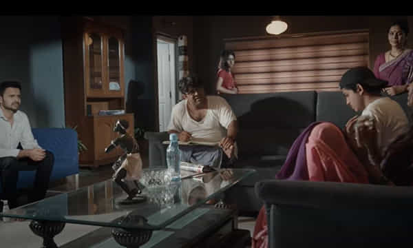 ఇద్దరు సీఎంలను కరోనా ట్రైలర్లోకి లాగిన రామ్ గోపాల్ వర్మ