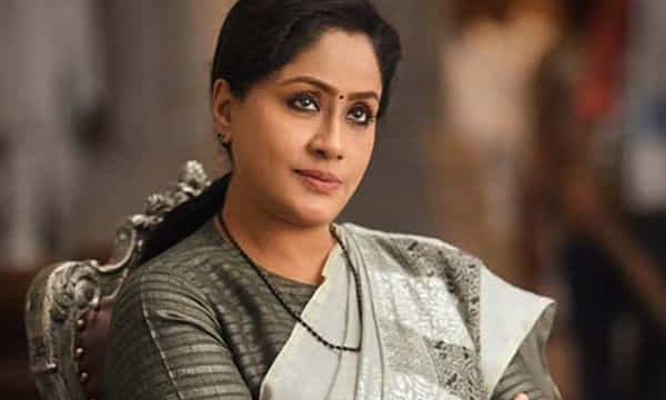 నడుం బిగించిన రాములమ్మ.!