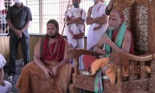 Breaking News : ధరణి నమోదులో నిర్లక్ష్యం.. ఇద్దరు అధికారులపై వేటు