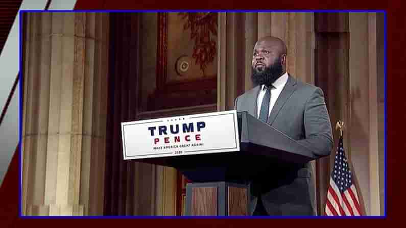 వైట్ హౌస్ ను అప్పుడే ఖాళీ చేసిన ఉన్నతాధికారి స్మిత్