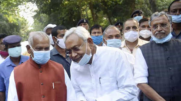 నేడు బిహార్లో ఎన్డీయే పక్షాల సమావేశం, ప్రభుత్వ ఏర్పాటుపై చర్చ, ఆ ఫార్ములాలతో ముందుకు !
