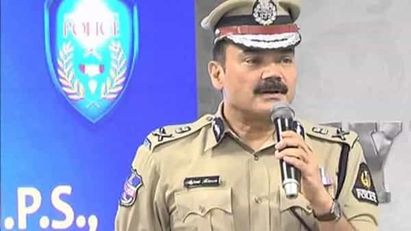 Mobile Phone: మొబైల్ ఫోన్లు చోరీకి గురైతే మీ సేవలో ఫిర్యాదు చేయండి.. హైదరాబాద్ సీపీ అంజనీ కుమార్