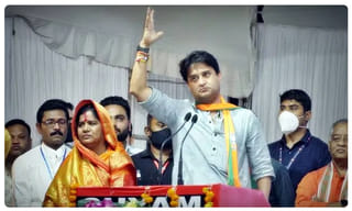 టాస్ గెలిచి బౌలింగ్ ఎంచుకున్న చెన్నై..