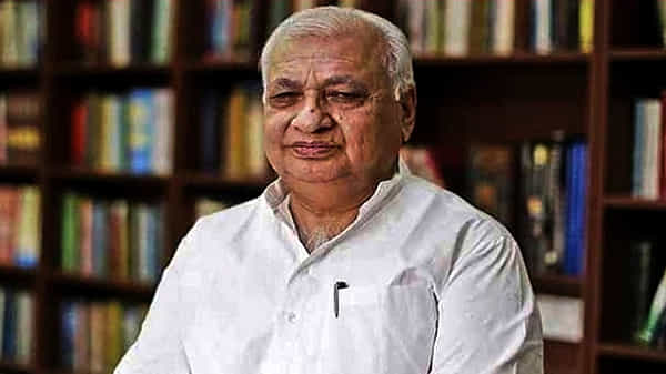 కేరళ గవర్నర్కు కొవిడ్ పాజిటివ్ నిర్ధారణ