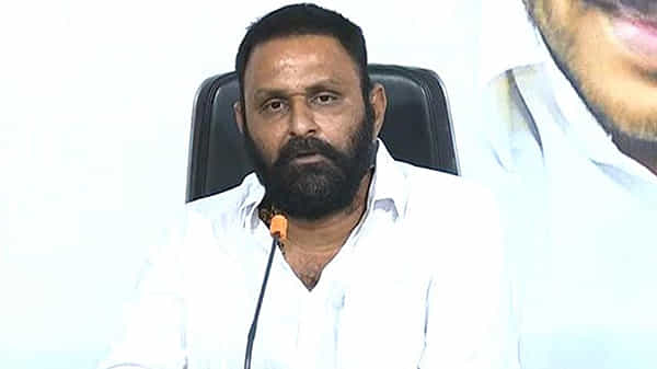 ఏపీ రేషన్ డీలర్లకు గుడ్ న్యూస్ చెప్పిన మంత్రి కొడాలి నాని, ప్రభుత్వానికి ఆ ఉద్దేశం లేదని ప్రకటన