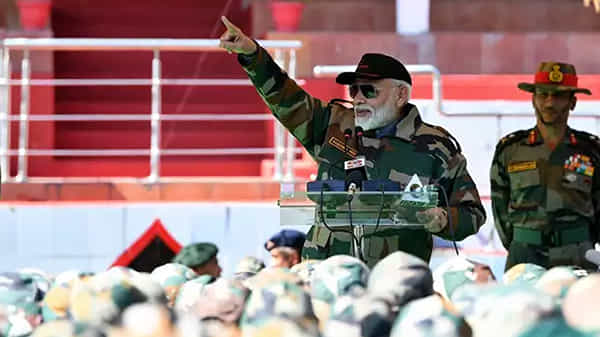 పాక్ కాల్పుల విరమణ ఒప్పంద ఉల్లంఘన, భారత్ సీరియస్, దౌత్యాధికారికి సమన్లు జారీ