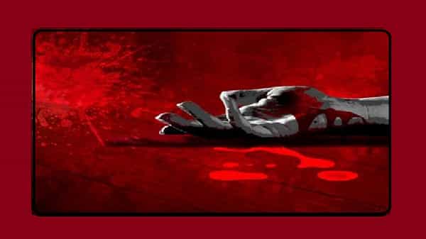 చిట్టీ డబ్బులు రాక మనస్తాపం.. ఒంటిపై పెట్రోల్ పోసుకుని యువకుడి ఆత్మహత్య