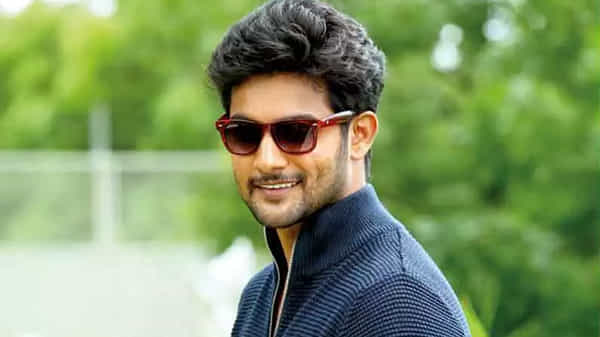 వరుసగా సినిమాలను పట్టాలెక్కిస్తున్న యంగ్ హీరో.. కొత్త సినిమాను లైన్ లో పెట్టిన ఆది సాయికుమార్..