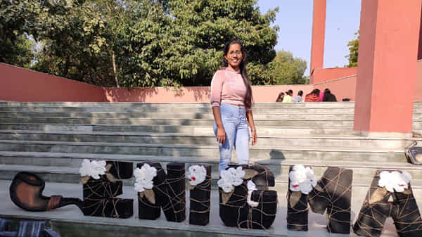 తెలంగాణ చదువుల తల్లి లోకాన్నే విడిచిపోయింది