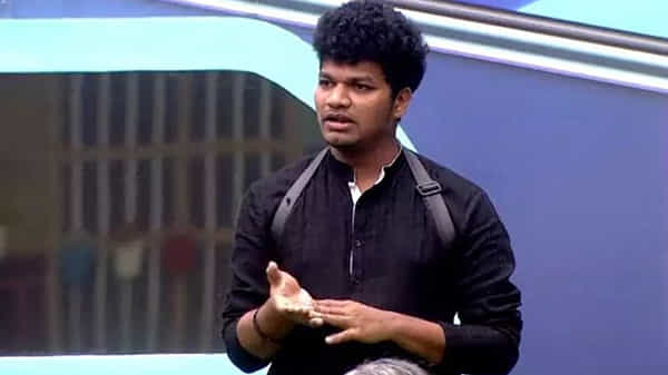 Bigg Boss4 : ఎవిక్షన్ పాస్ వల్ల బయటపడిన అవినాష్ ... ప్రేక్షకులు నన్ను ఎలిమినేట్ చేశారంటూ బాదపడ్డ కంటెస్టెంట్