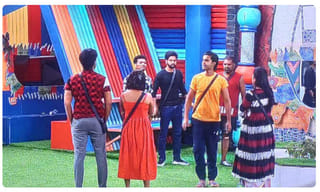 Bigg Boss 4: బిగ్‌బాస్‌కి మోనాల్‌ రిక్వెస్ట్‌