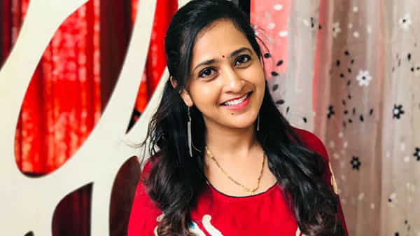 Bigg Boss 4: స్పెషల్ గిఫ్ట్ ఇచ్చిన బిగ్బాస్.. ఎమోషనల్ అయిన లాస్య