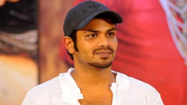 కేన్సర్తో బాధపడుతున్న బాలుడికి అండగా నిలిచిన మంచు మనోజ్.. మరో సోనుసూద్ అంటూ పొగడుతున్న నెటిజన్లు..