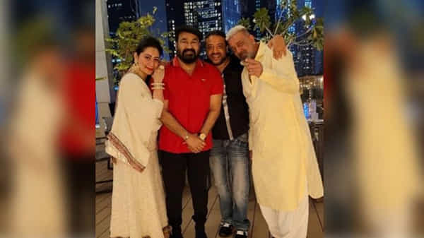 సంజయ్ దత్ ఇంట దీపావళి వేడుకలు.. పాల్గొన్న సూపర్స్టార్ మోహన్లాల్