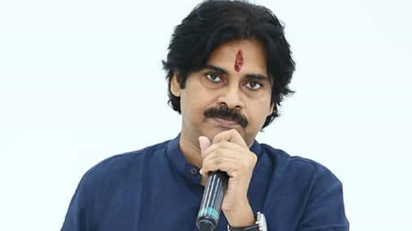 పవన్ సంచలన నిర్ణయం.. గ్రేటర్ ఎన్నికల నుంచి తప్పుకున్న జనసేన.. బీజేపీకి పూర్తి మద్దతు..