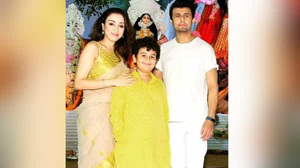 నా కొడుకు సింగర్ కావాలని అనుకోవడం లేదు.. అతడు ఇకపై భారత్లో నివసించడు: సోనూ నిగమ్
