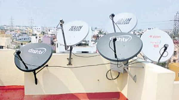 Business News: కేంద్ర ప్రభుత్వం కీలక నిర్ణయం.. ఇకనుంచి డీటీహెచ్ సంస్థలకు 20 ఏళ్ళ లైసెన్స్..