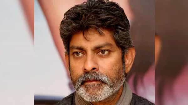 జగపతి బాబు సినిమాకు టైటిల్ ఫిక్స్.. ఫుల్ కామెడీ ఎంటర్టైన్మెంట్తో రాబోతున్న అలనాటి హీరో..