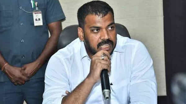 Anilkumar yadav : జగన్ అముల్ బేబీ అయితే, లోకేష్ హెరిటేజ్ దున్నపోతా? నాయకత్వ లక్షణాలు రక్తంలో ఉంటాయి : ఏపీ మంత్రి