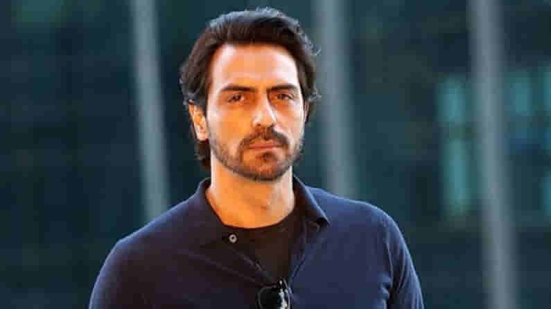 నటుడు అర్జున్రామ్ పాల్ను ప్రశ్నిస్తున్న ఎన్సీబీ అధికారులు.. అరెస్ట్ చేసే అవకాశాలు లేకపోలేదు..