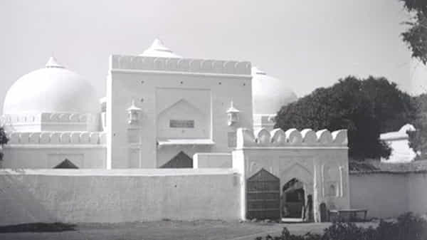 Ayodhya Masjid: అయోధ్యలో మసీదు నిర్మాణానికి జనవరి 26వ తేదీన శంకుస్థాపన.. ప్రకటించిన ట్రస్ట్ సభ్యులు..