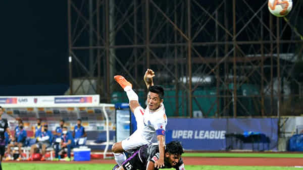 ISL 2020-21: మరో విజయాన్ని ఖాతాలో వేసుకున్న బెంగళూరు..క్రేజీ రికార్డ్ నెలకొల్పిన సునీల్ ఛెత్రి