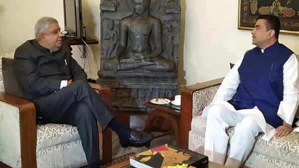 బెంగాల్లో హీటెక్కిన రాజకీయం..గవర్నర్ జగ్దీప్ ధన్ఖర్తో మాజీ మంత్రి సువేందు అధికారి భేటీ