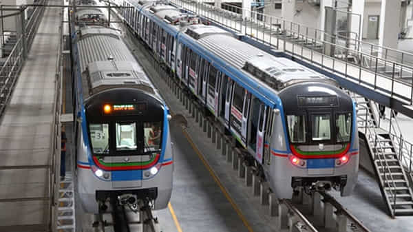 Hyderabad Metro: లాక్ డౌన్ నేపథ్యంలో హైదరాబాద్ మెట్రో రైళ్ల వేళల్లో మార్పులు.. తాజా టైమింగ్స్ ఇవే
