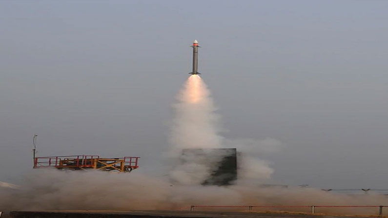 Successfully Test Air Missile : మరో మధ్యంతర క్షిపణి ప్రయోగం సక్సెస్..మొబైల్ లాంఛర్ ద్వారా పరీక్షించన డీఆర్‌డీఓ..