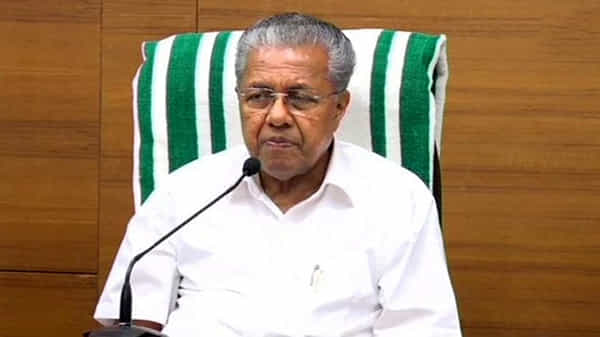 లాక్ డౌన్ కట్టుదిట్టంగా అమలు చేస్తున్నా కేరళలో మళ్ళీ విజృంభిస్తున్న కరోనా వైరస్ కేసులు, మొదటిసారిగా 100 దాటిన కోవిడ్ మరణాలు