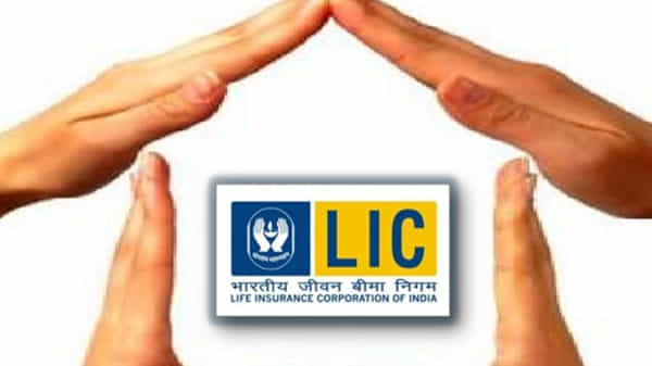 LIC Warning : పాలసీదారులకు ఎల్ఐసీ హెచ్చరిక... అలా చేస్తే ఇబ్బంది పడాల్సి రావొచ్చని సూచన