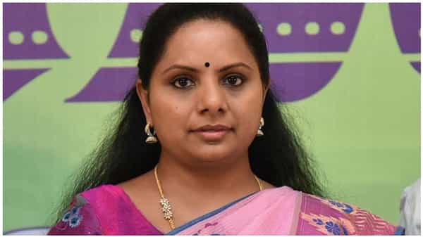 జగిత్యాల జిల్లా యాసిడ్ దాడిపై స్పందించిన ఎమ్మెల్సీ కవిత.. నేరస్థులను కఠినంగా శిక్షించాలని డిమాండ్