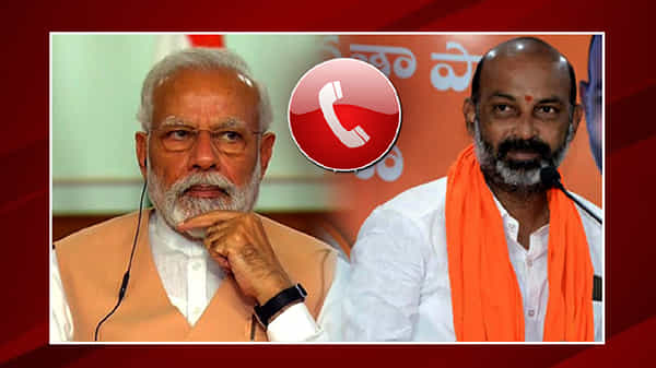 బండి సంజయ్కు ప్రధాని మోదీ ఫోన్.. 10 నిమిషాల పాటు చర్చలు.. ఏం మాట్లాడారంటే...