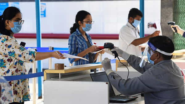జేఈఈ మెయిన్ షెడ్యూల్ వచ్చేసిందోచ్..ఈ ఏడాది నాలుగు సార్లు.. విద్యార్థులు మీరు రెడీ నా..!