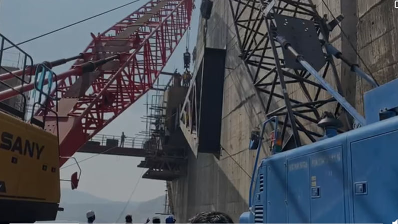 శరవేగంగా సాగుతున్న ఆంధ్రప్రదేశ్ జీవనాడి పోలవరం ప్రాజెక్టు పనులు..నేడు స్పిల్ వే క్రస్ట్ గేట్ల ఏర్పాటుకు శ్రీకారం