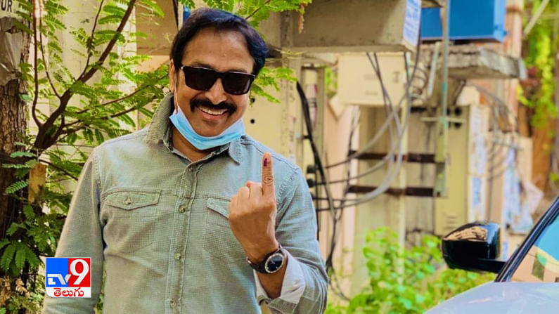  ఓటు హక్కు వినియోగించుకున్ననిర్మాత రాజ్ కందుకూరి